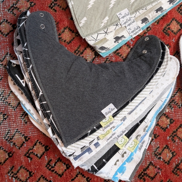 38 Baby Bandanas and Several Burp Cloths Bundle - Picture 3 of 5